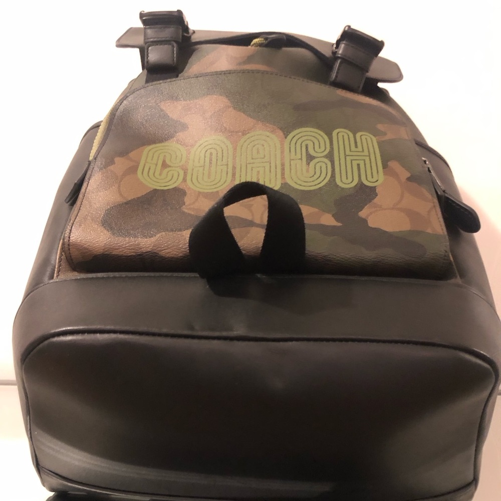 Coach camouflage leather back pack - Picture 2 of 8